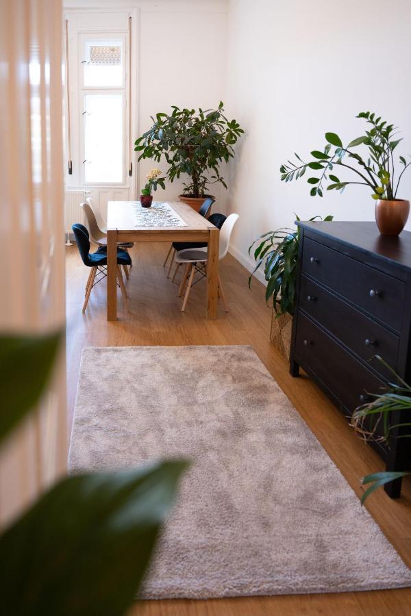 Central Szeged Apartment Екстериор снимка